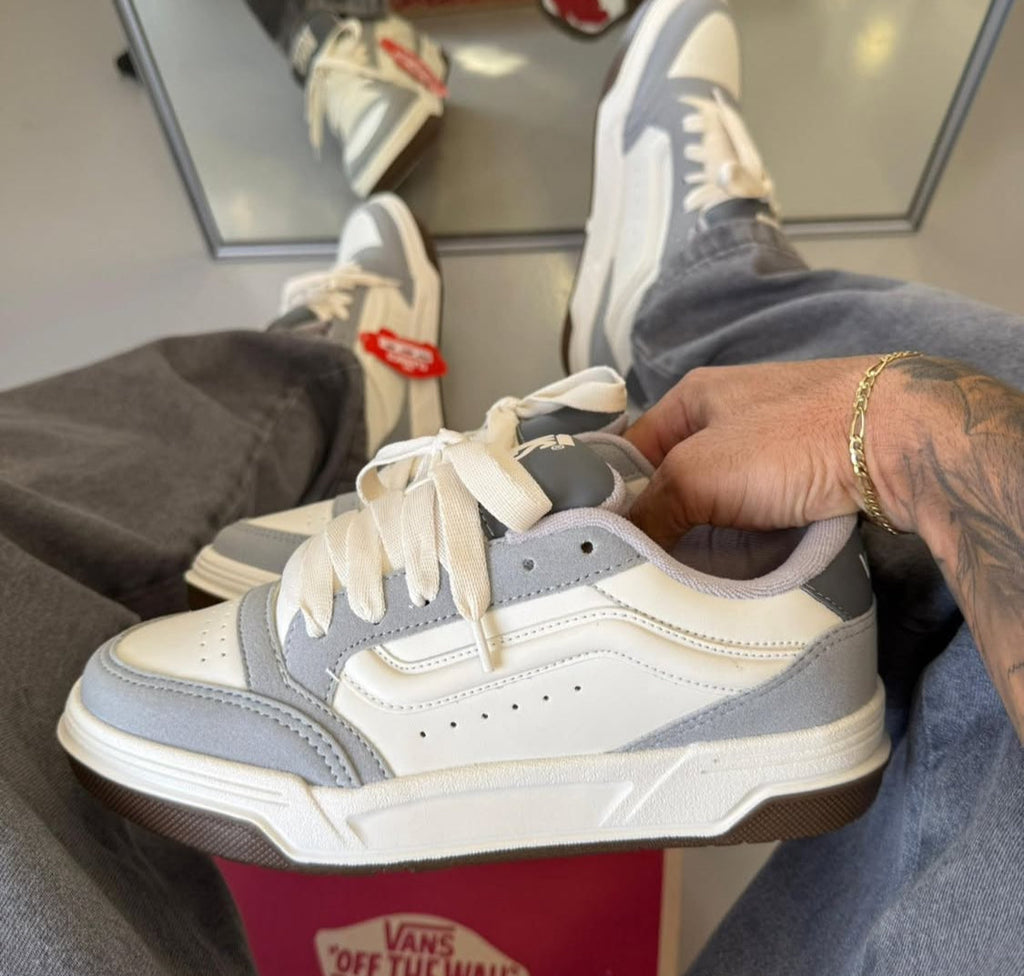 Vans Hylane Blanco con Gris